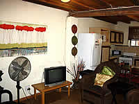Hazyview Country Cottages no.6 lounge